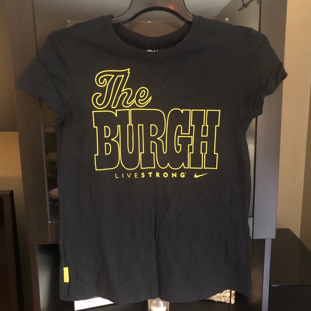 NWOT Nike Livestrong THE BURGH shirt L